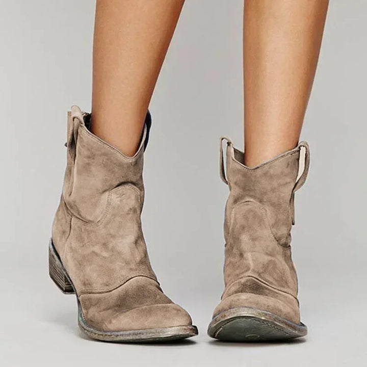 Paloma - Vintage Western Ankle Boots