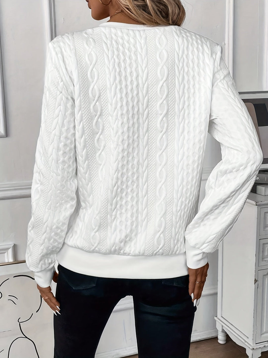 Willow – Elegant Pullover with Zip Detail